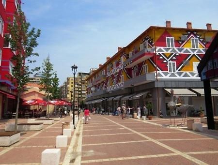 Pazari_Ri_Studio Lejlighed Tirana Eksteriør billede